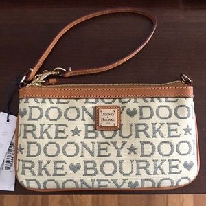 Dooney and Bourke wristlet NWT!